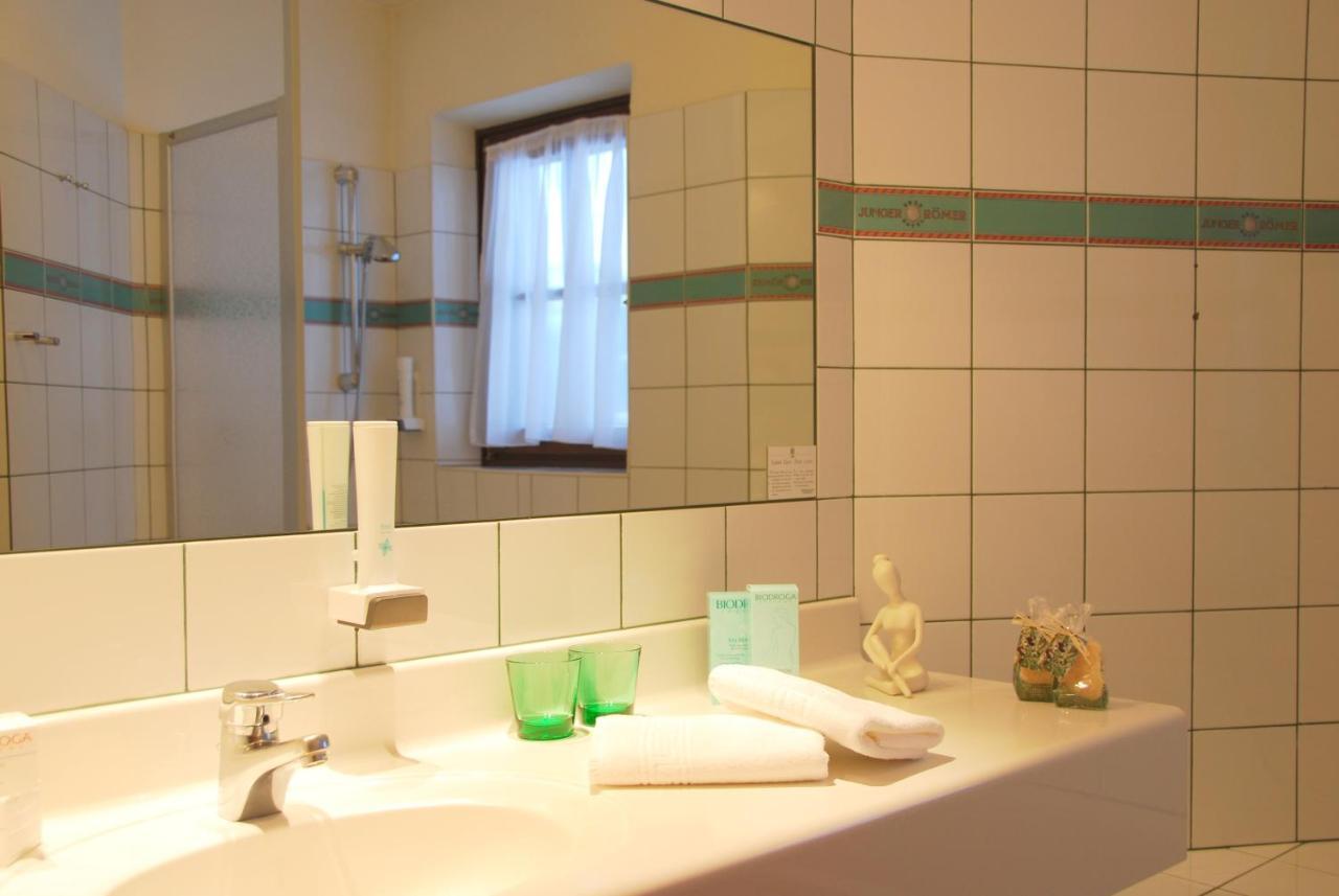 Hotel Zum Jungen Roemer Radstadt Esterno foto