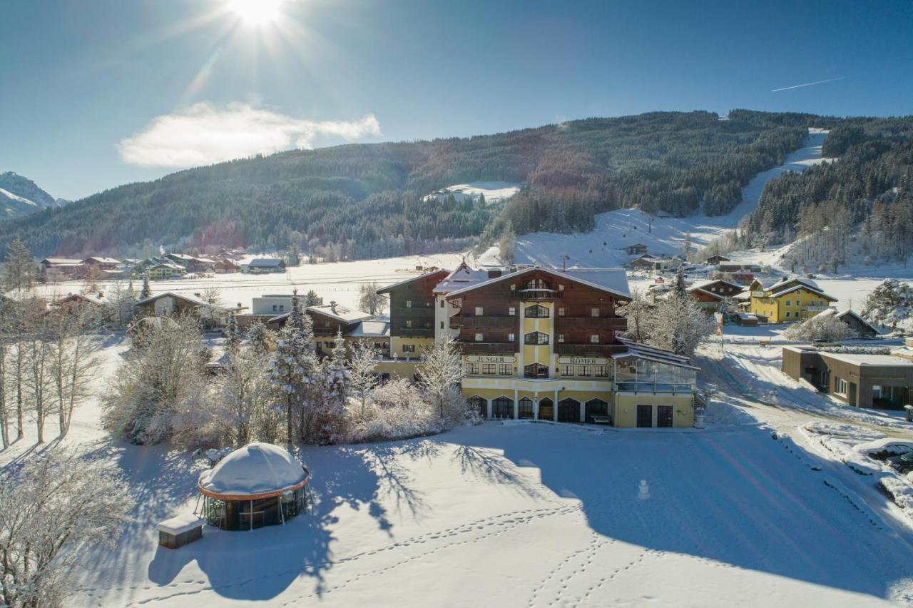 Hotel Zum Jungen Roemer Radstadt Esterno foto