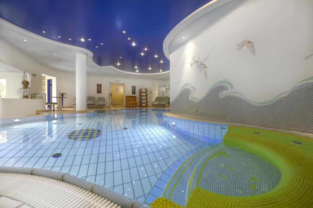 Hotel Zum Jungen Roemer Radstadt Esterno foto