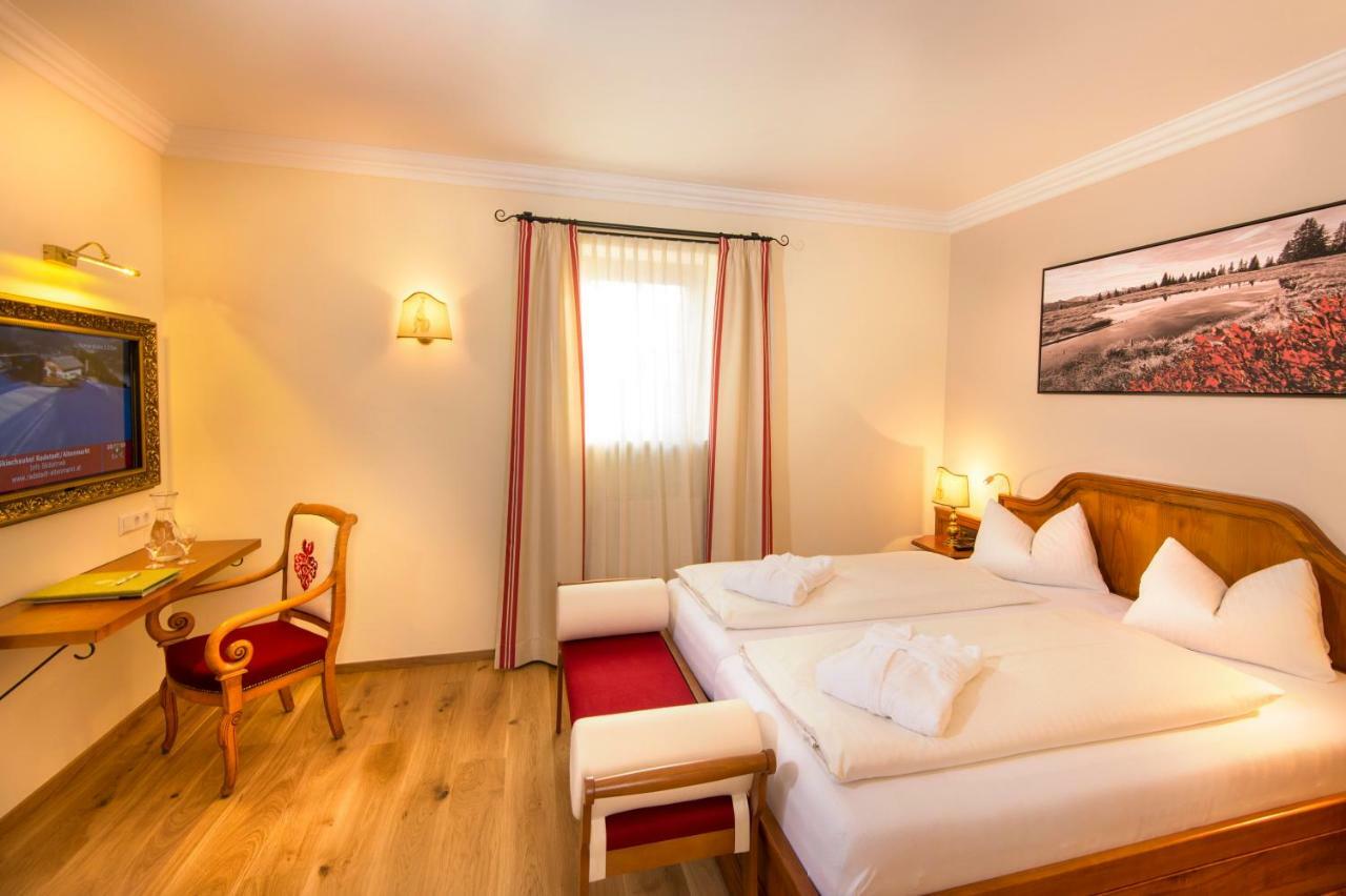 Hotel Zum Jungen Roemer Radstadt Esterno foto